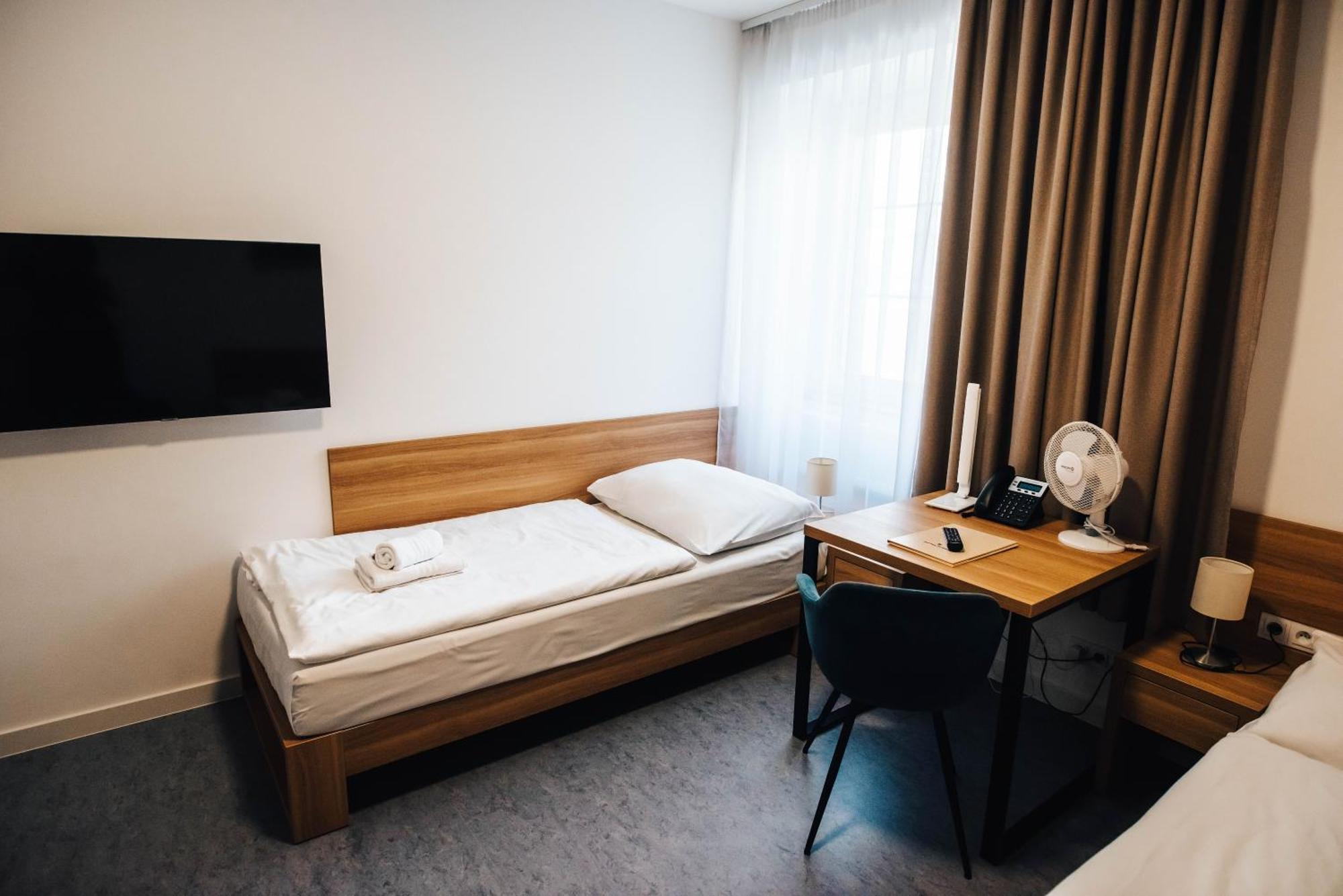 Hotel Forea Lanskroun Luaran gambar