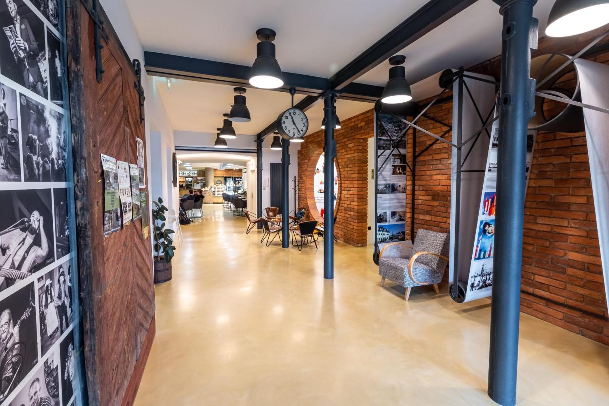 Hotel Forea Lanskroun Luaran gambar